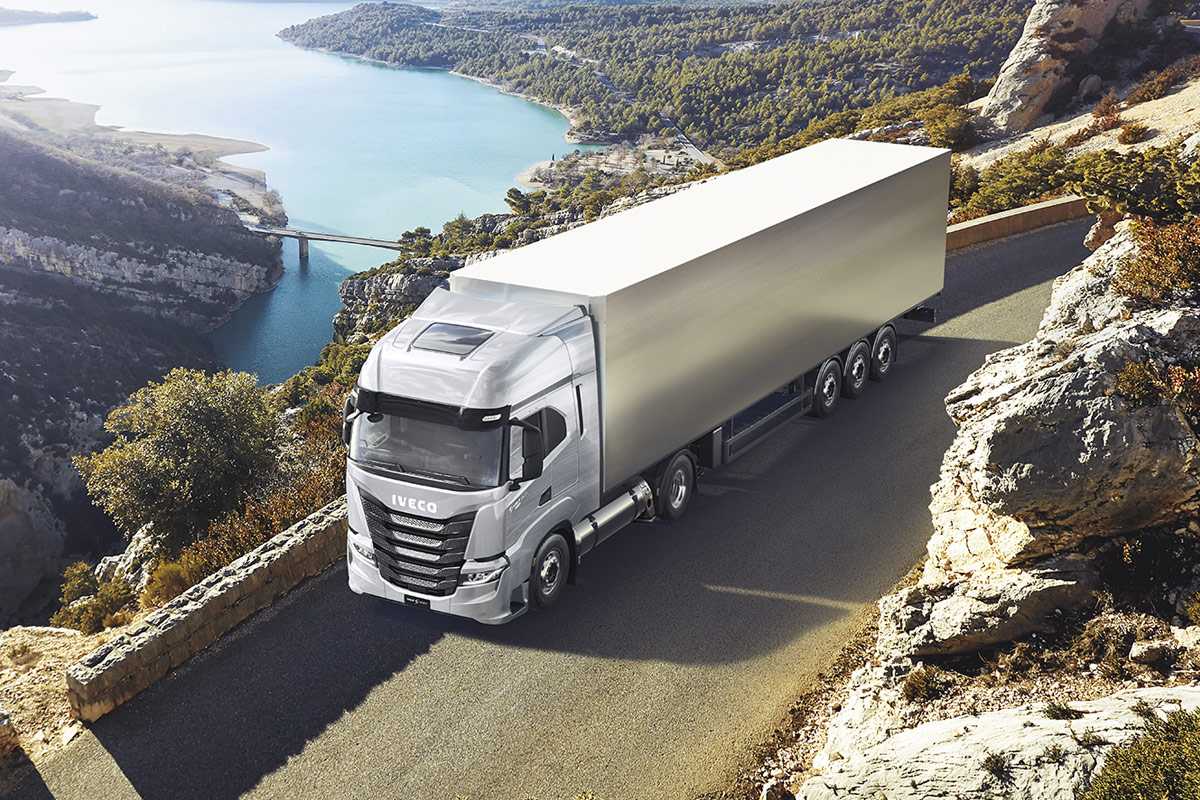 ROAD TEST: IVECO S-WAY IN THE UK - Trucking
