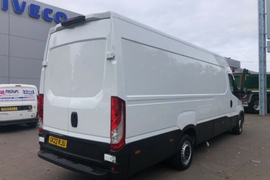 IVECO Long Van External